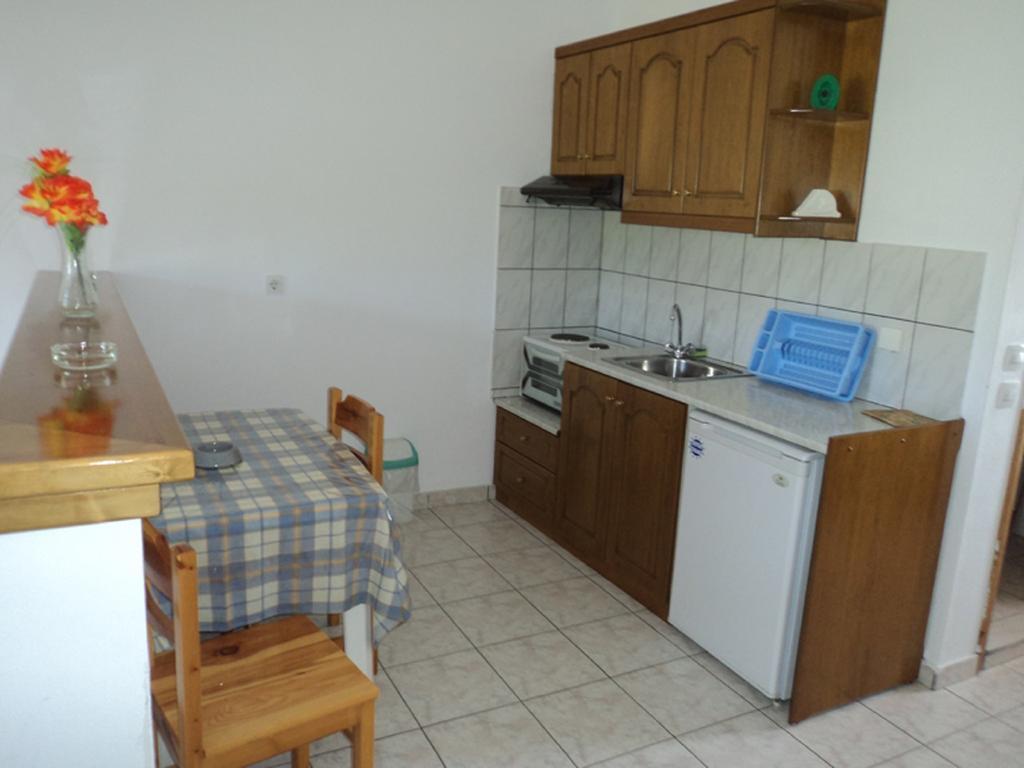 Aparthotel Faethon Karousadhes  Pokój zdjęcie