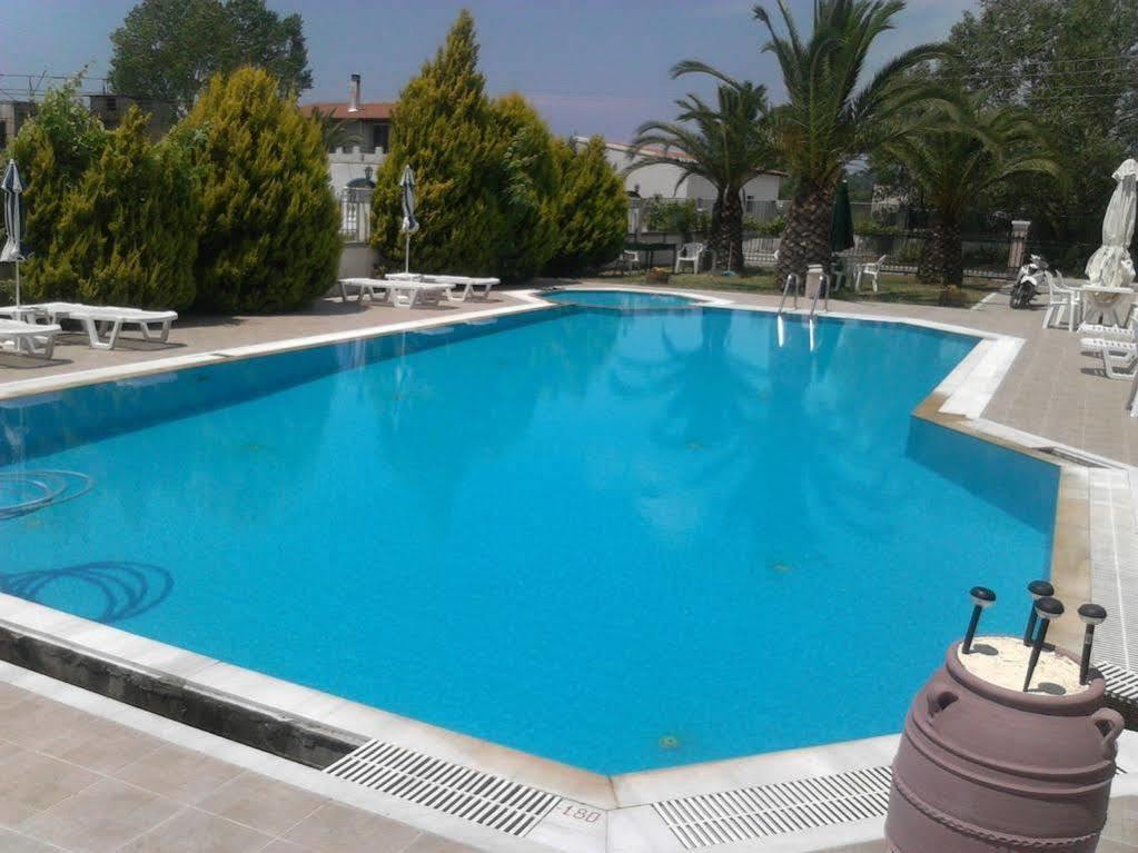 Aparthotel Faethon Karousadhes  Zewnętrze zdjęcie