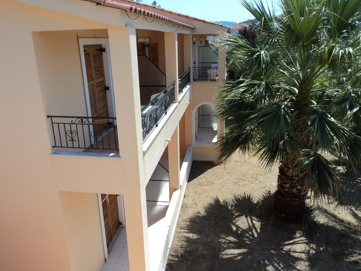 Aparthotel Faethon Karousadhes  Zewnętrze zdjęcie