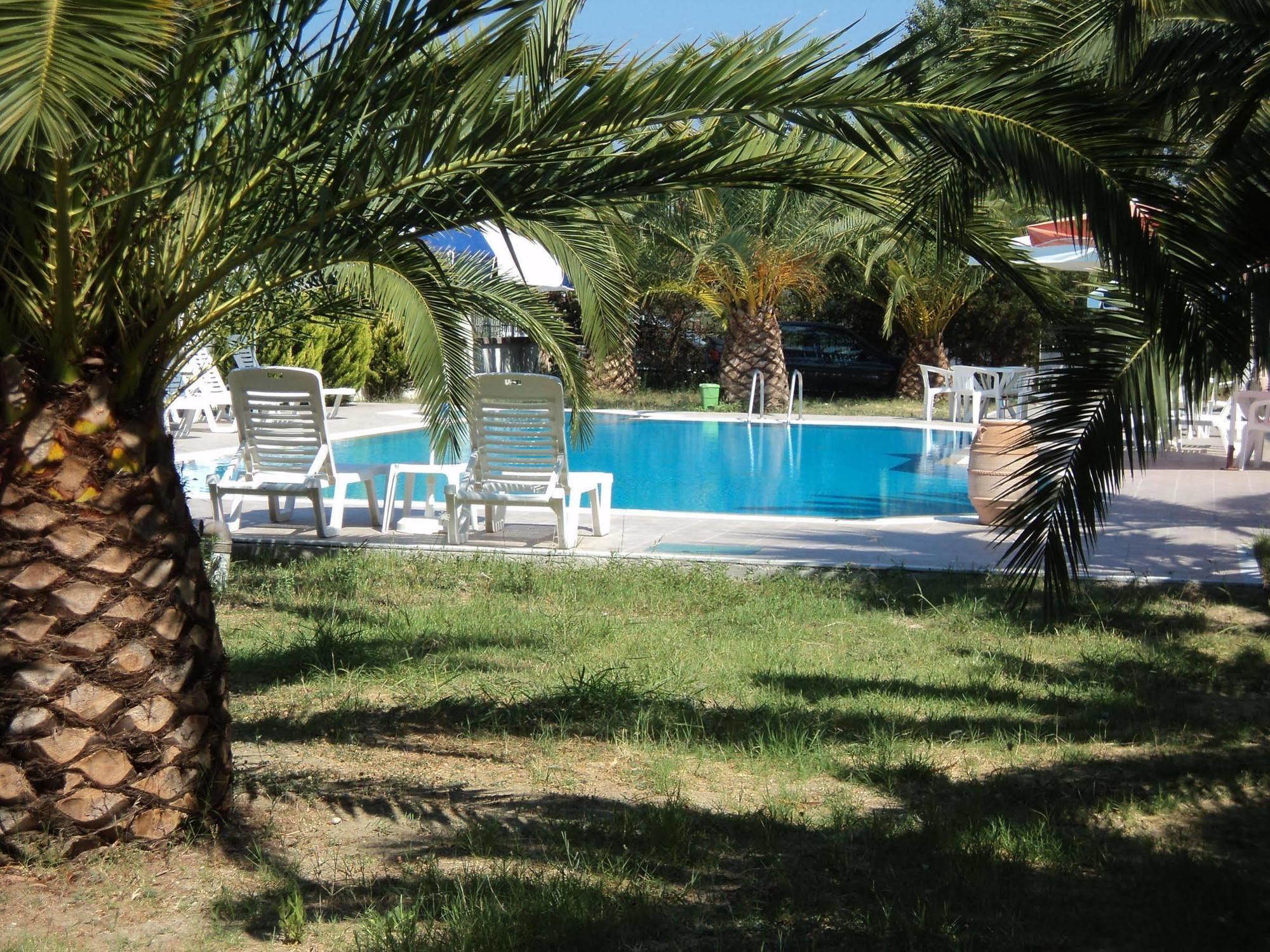 Aparthotel Faethon Karousadhes  Zewnętrze zdjęcie